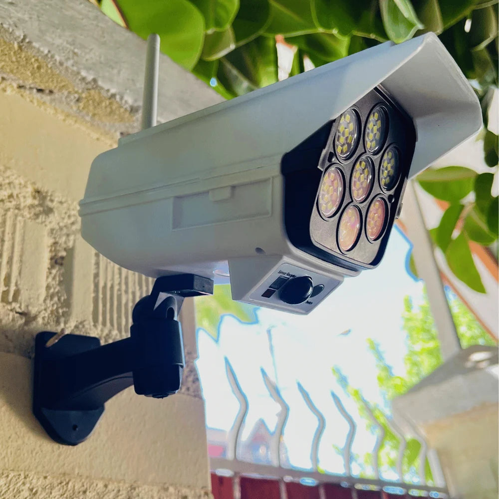 Foco Solar con Sensor de Movimiento — Diseño Cámara